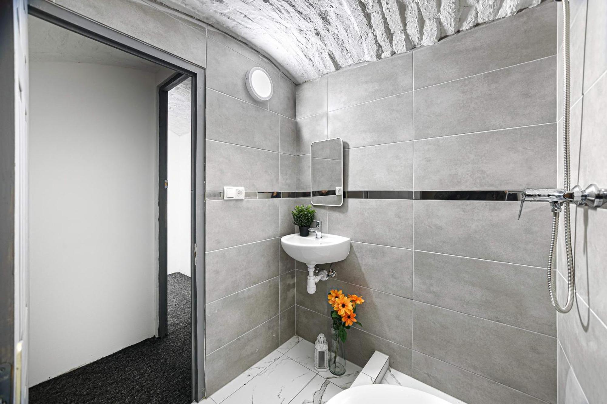 Muranyi 50 City Rooms Budapest Bagian luar foto